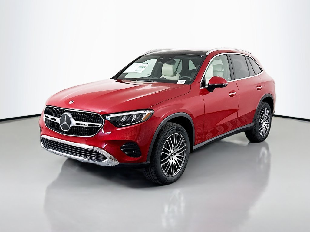 New 2026 MANUFAKTUR Patagonia Red Metallic Mercedes-Benz GLC 300 image 36