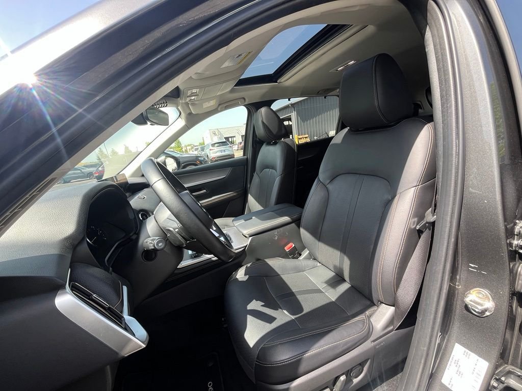 Used 2024 Gray Mazda 3.3 Turbo Preferred Plus image 11