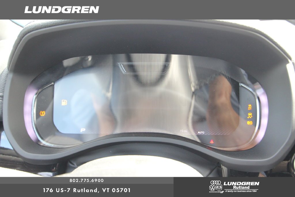 Used 2023 Black Ram Laramie image 14