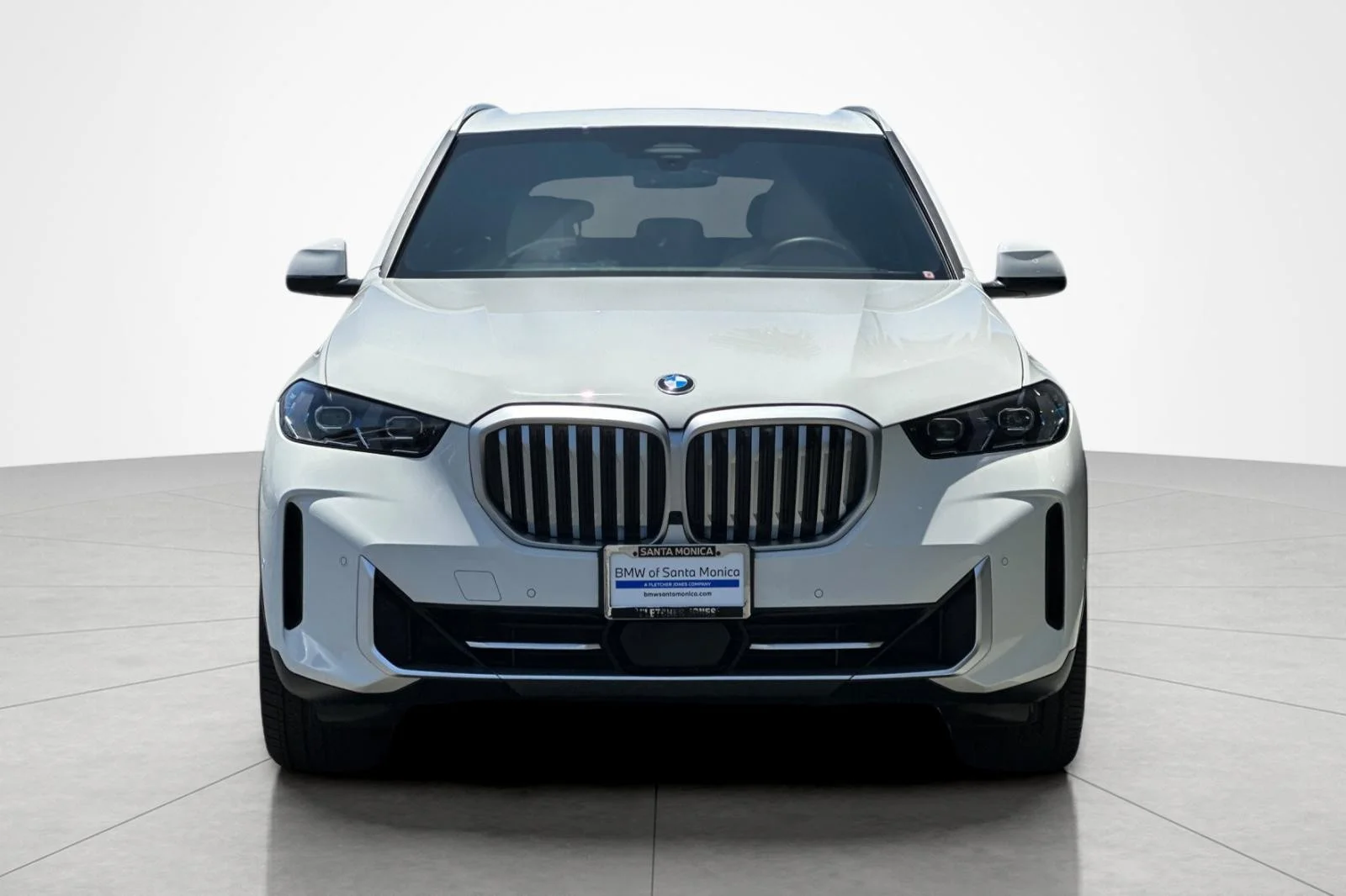 Certified Used 2024 Alpine White BMW sDrive40i image 8
