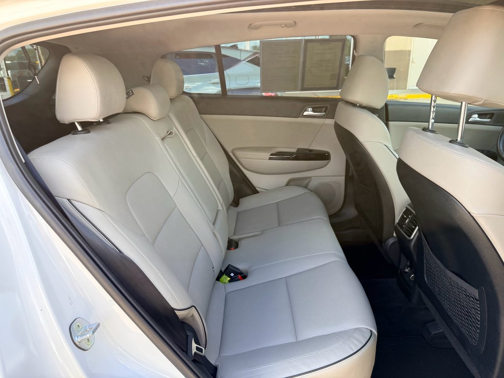 Used 2020 Snow White Pearl Kia EX image 26