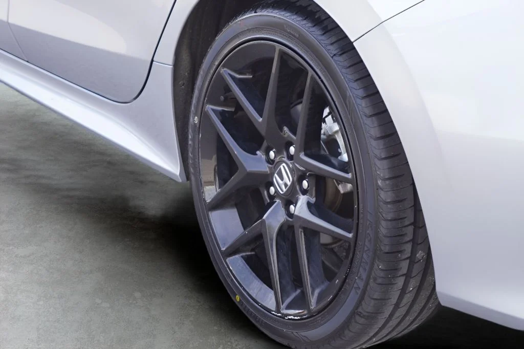 Used 2025 Solar Silver Metallic Honda Sport image 11