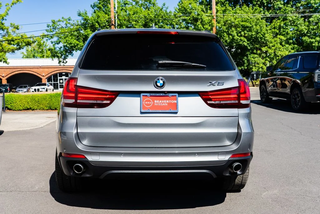Used 2015 Gray BMW xDrive35d image 5
