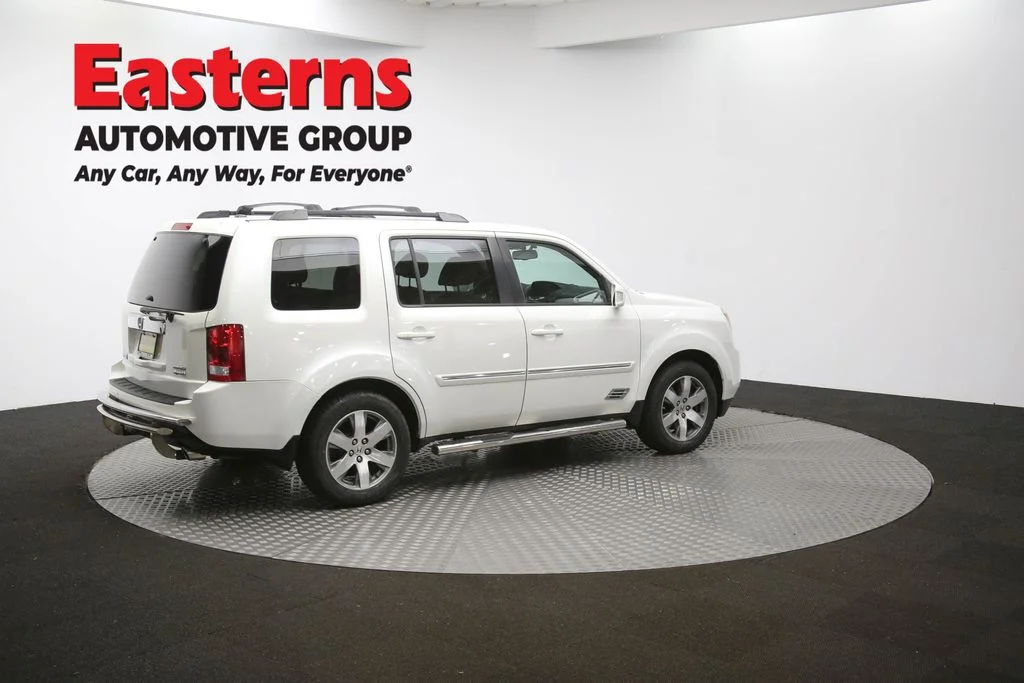 Used 2014 White Honda Touring image 40