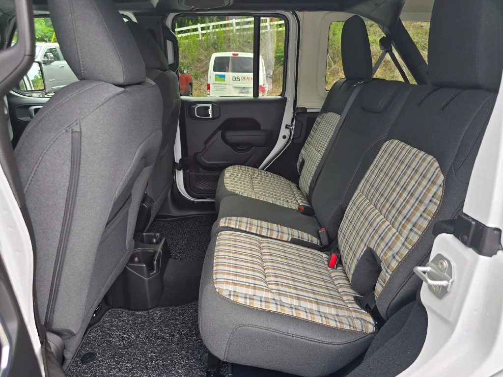 New 2026 White Jeep 85th Anniversary Edition image 10