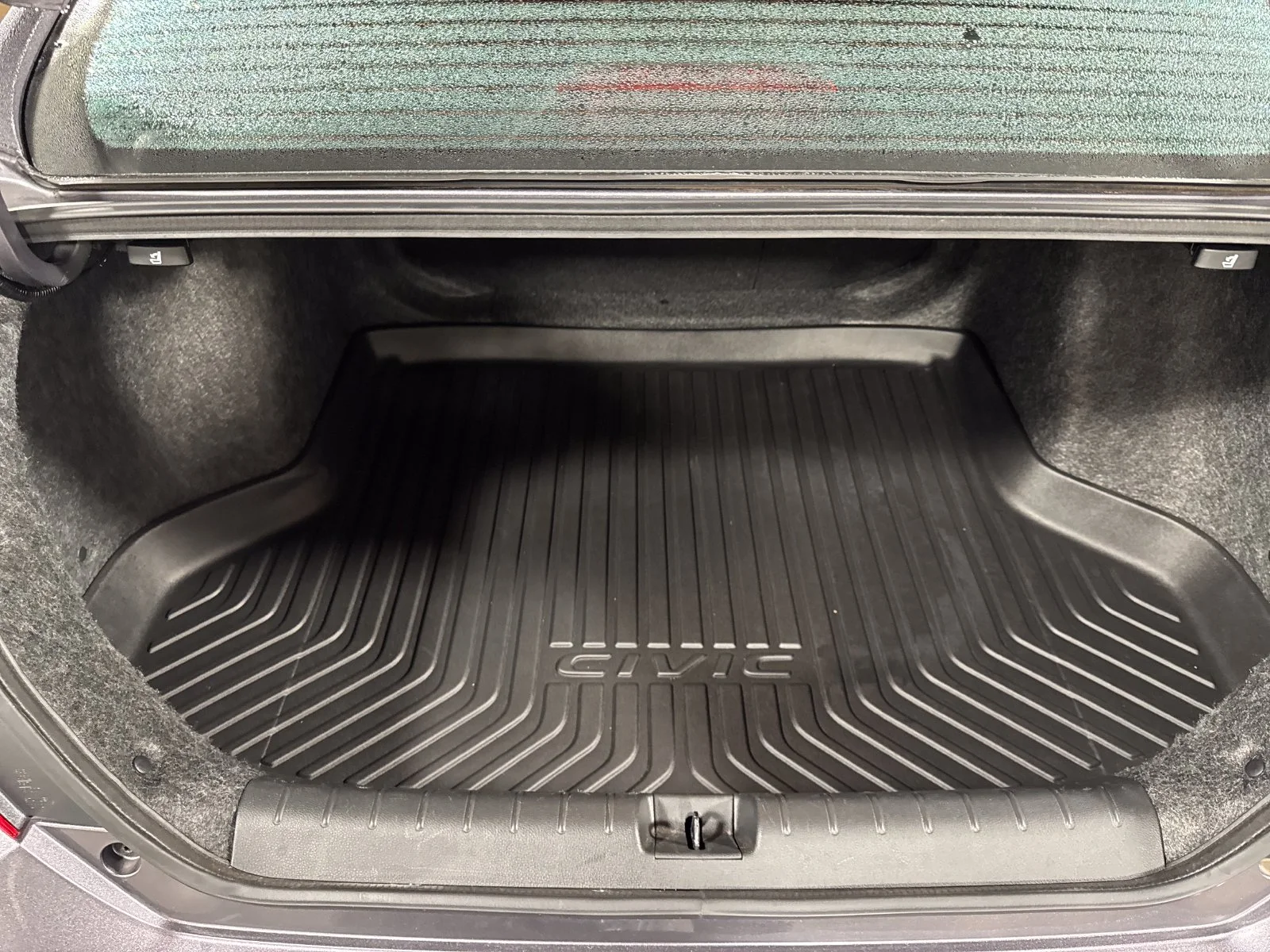 Used 2016  Honda Touring image 22