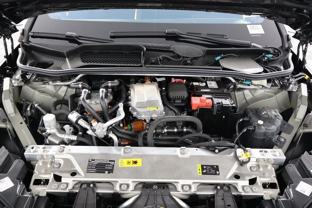 2026 BMW iX 60 - Photo 9