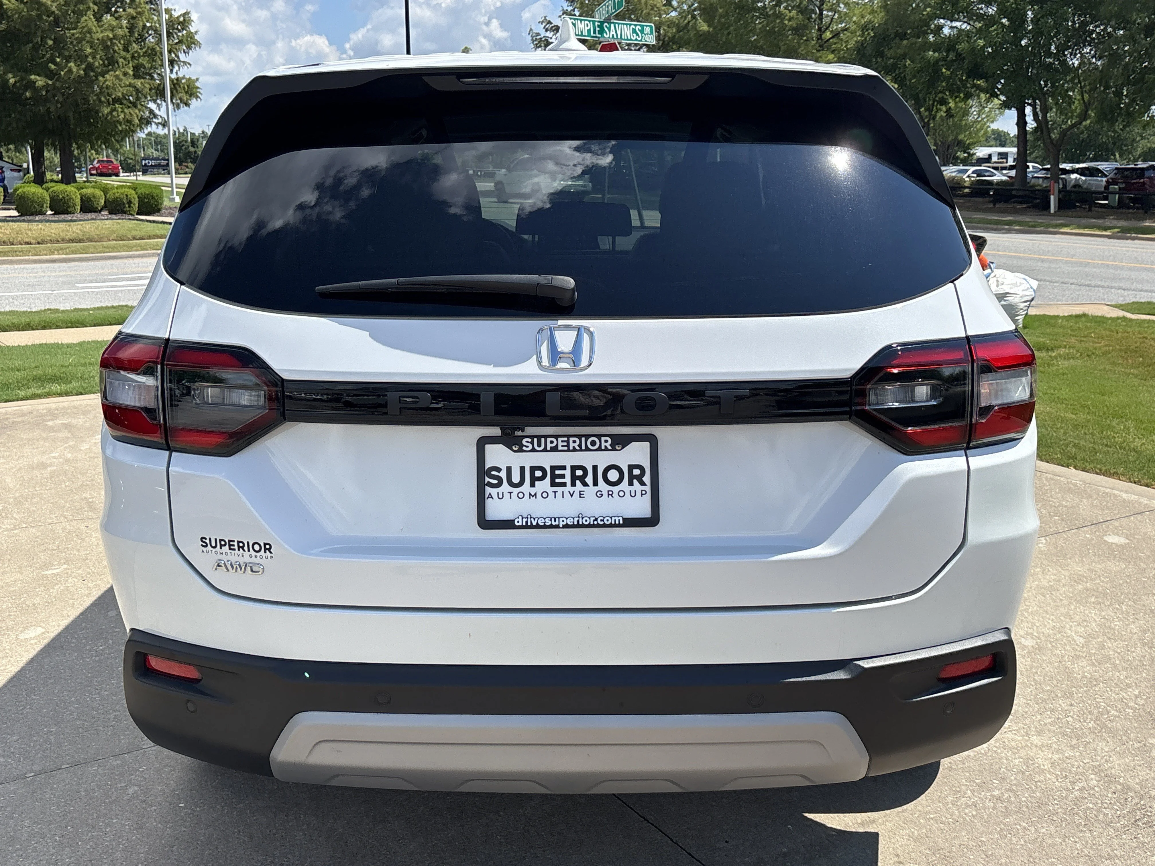 Used 2025 Platinum White Pearl Honda EX-L AWD image 5