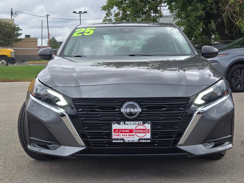 Certified Used 2025 Gray Nissan 2.5 S image 4
