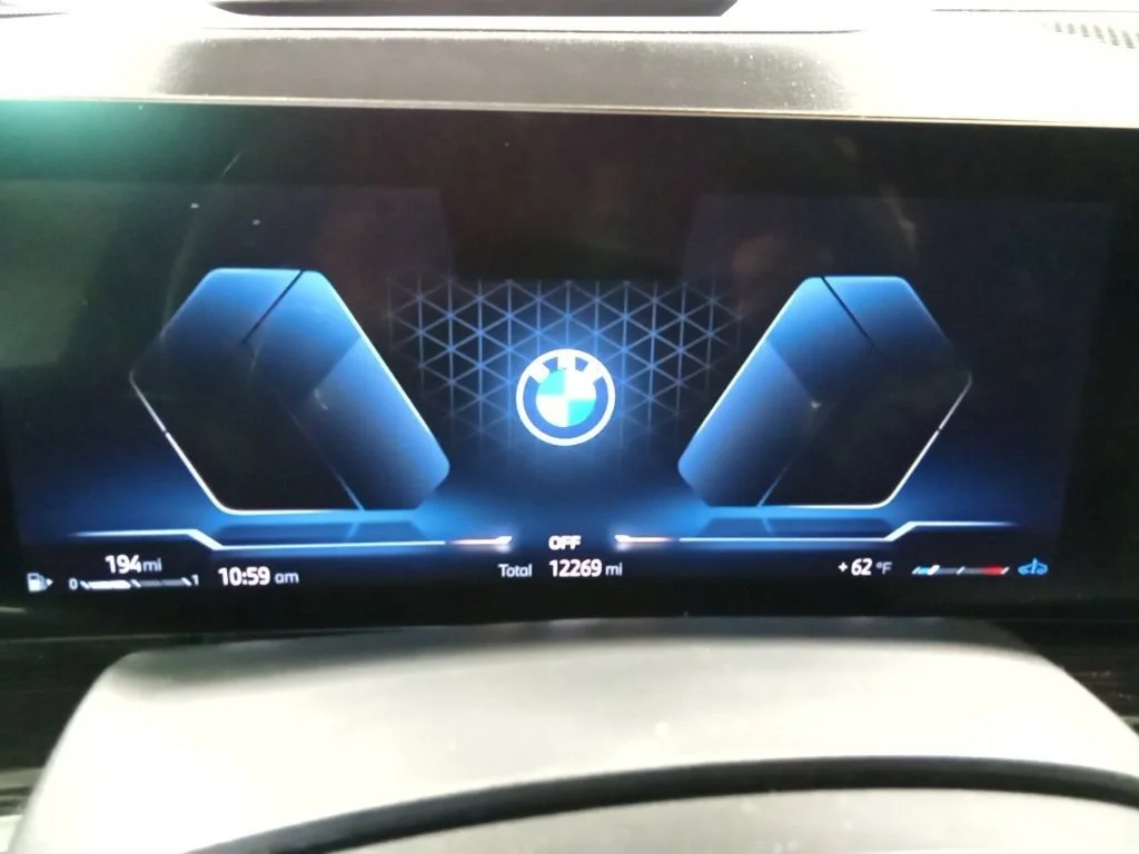 Used 2025 Carbon Black Metallic BMW xDrive40i image 11