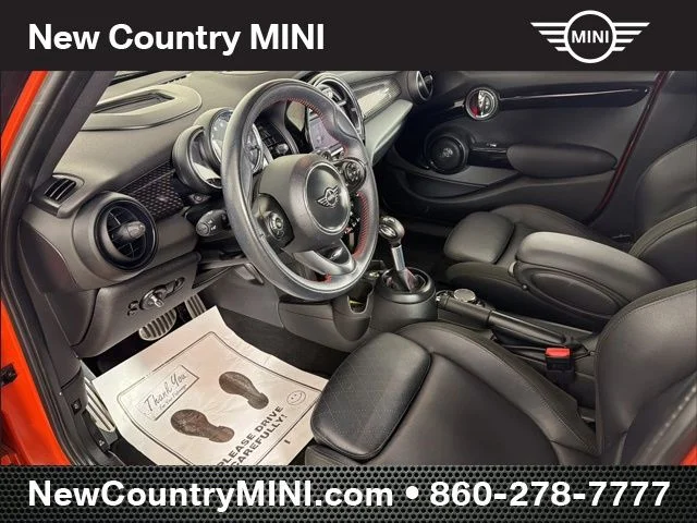 Used 2019 Orange MINI  image 10
