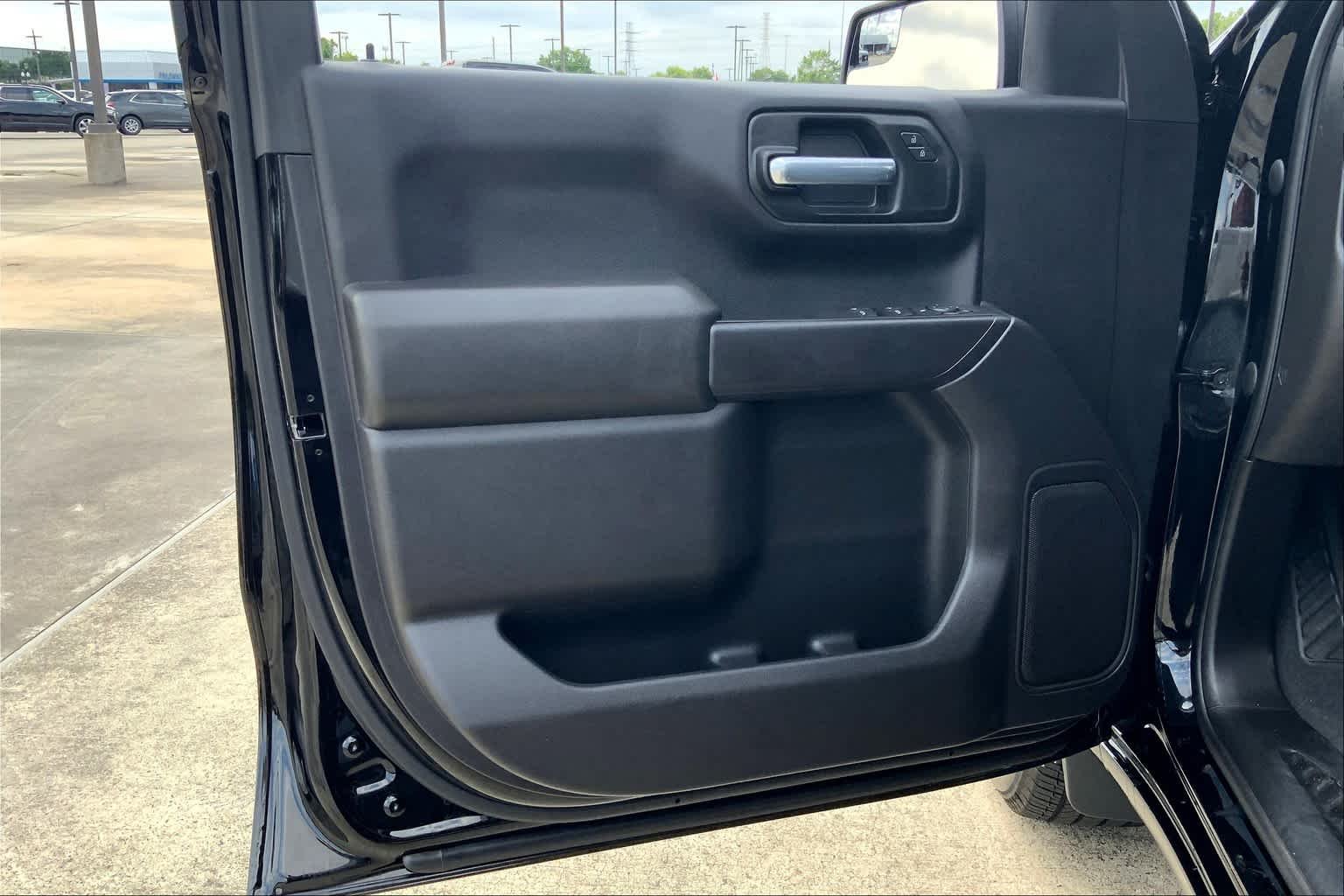 Used 2021 Black Chevrolet Custom image 20