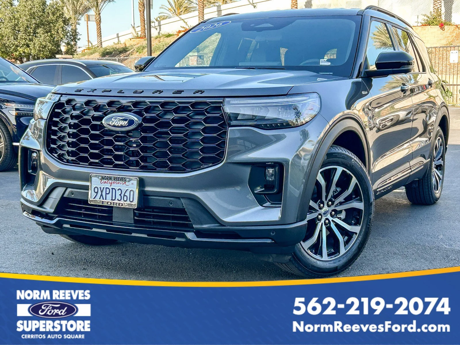 2026 Ford Explorer ST-LINE RWD's photo