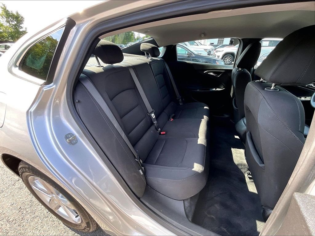 Used 2019 Silver Chevrolet LS image 19