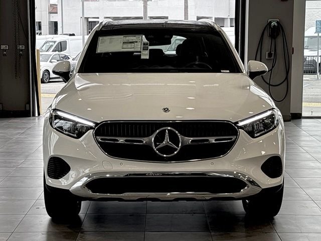 New 2026 Polar White Mercedes-Benz GLC 300 image 8