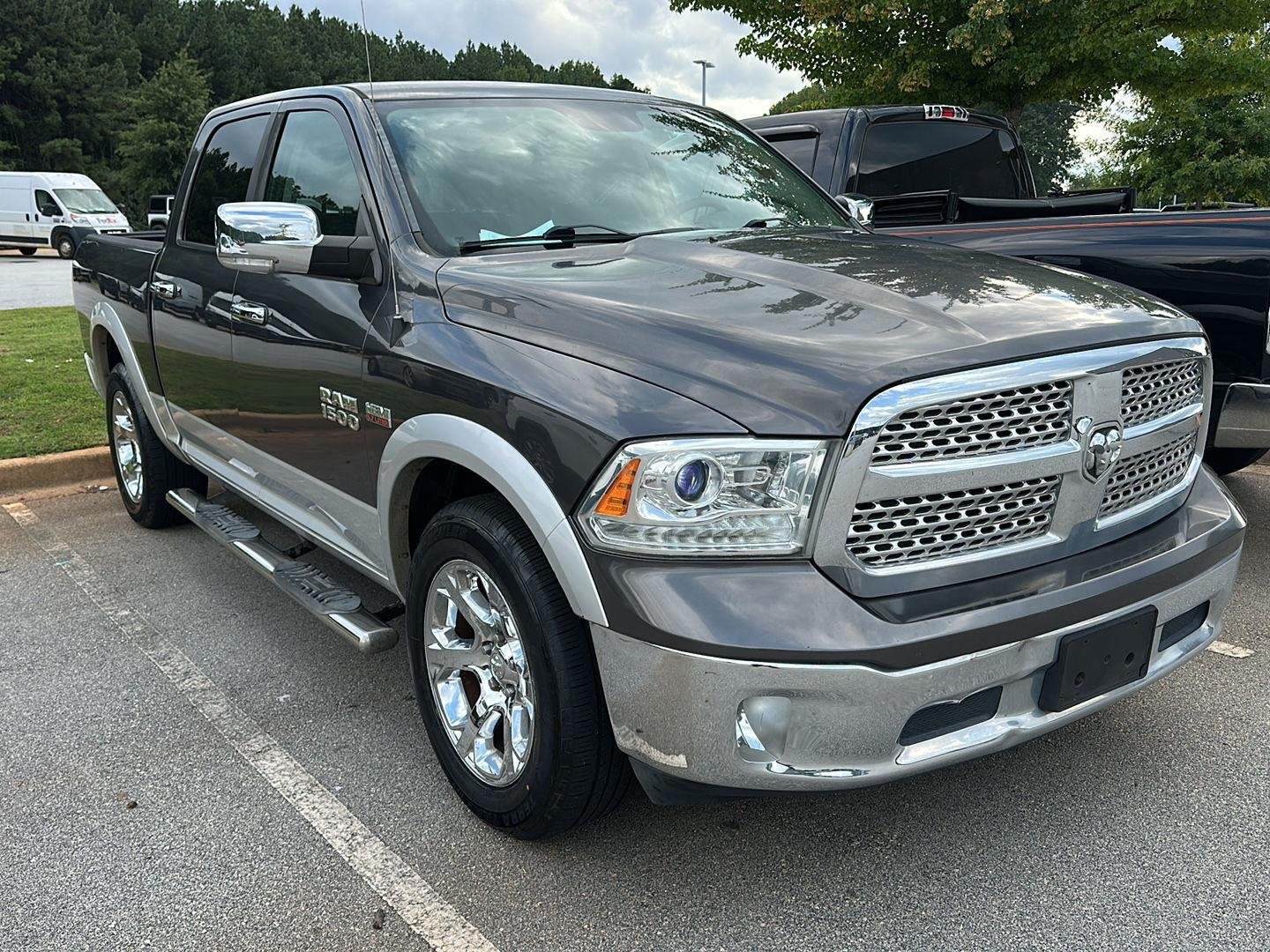 Used 2016 Granite Crystal Metallic Clearcoat Ram Laramie image 1