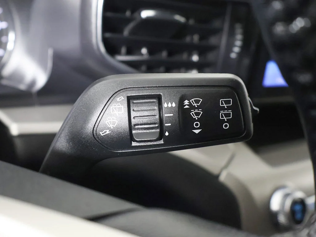 Used 2022 Silver Ford XLT image 41
