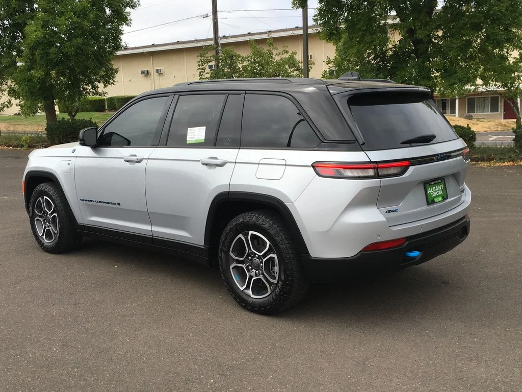 2024 Jeep Grand Cherokee Trailhawk 4xe - Photo 4