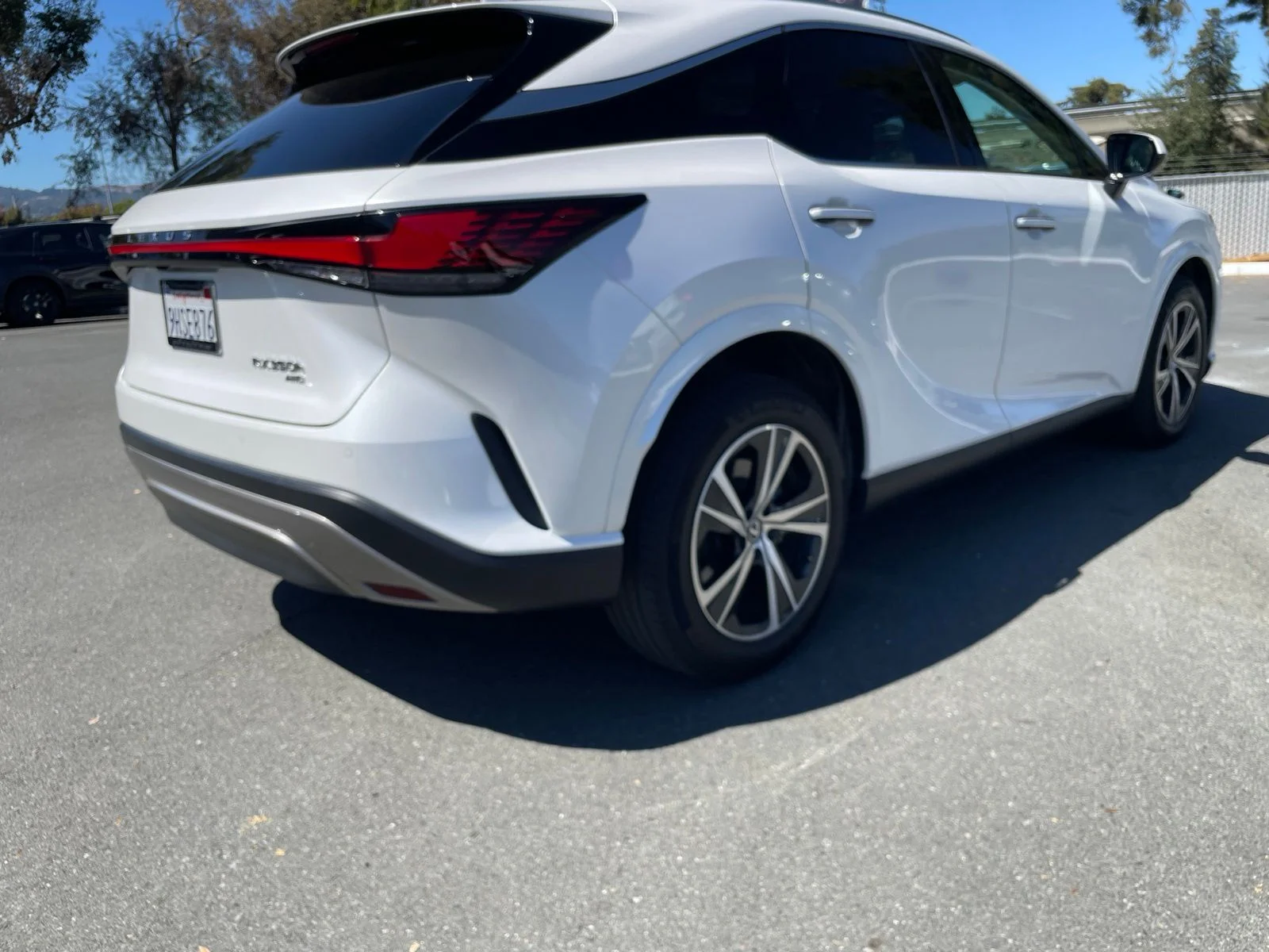 Used 2023 White Pearl Lexus 350h Premium image 7