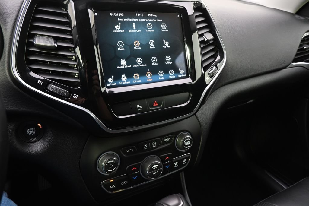 Used 2019 Blue Jeep Limited image 27