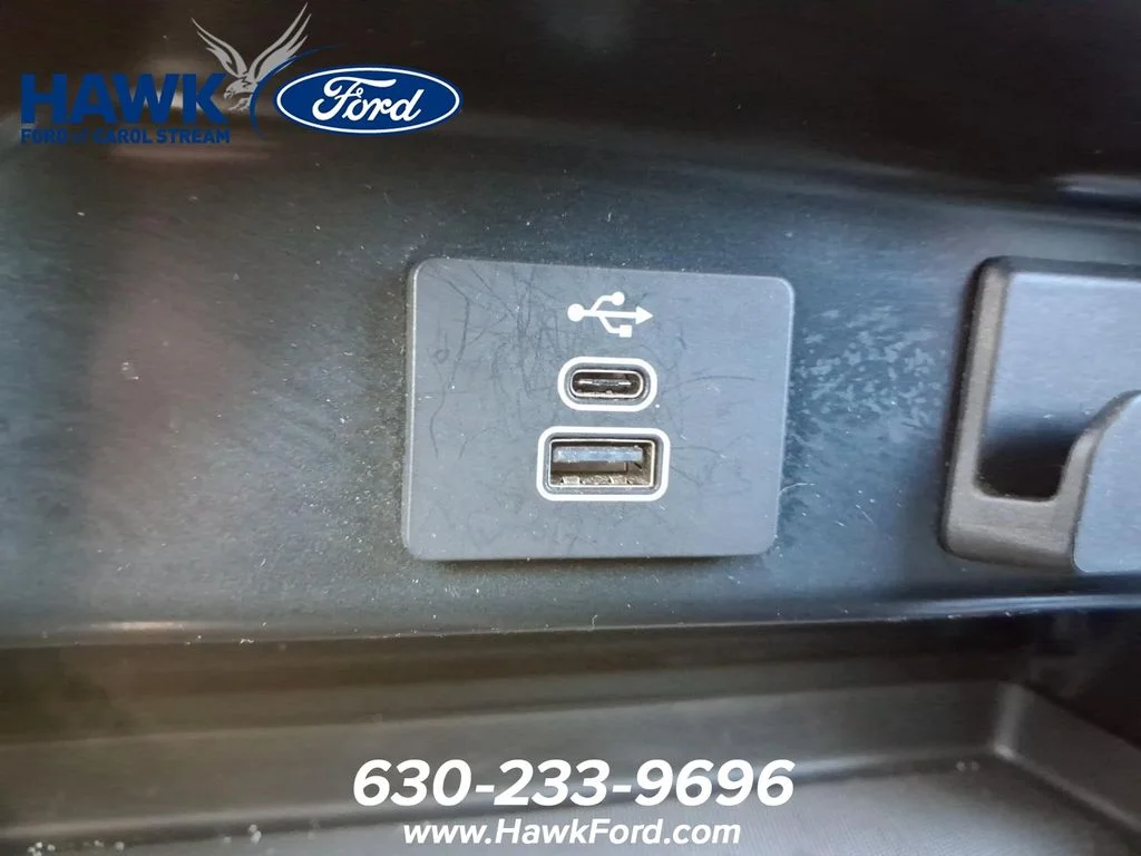 Used 2025 Silver Ford XLT image 12