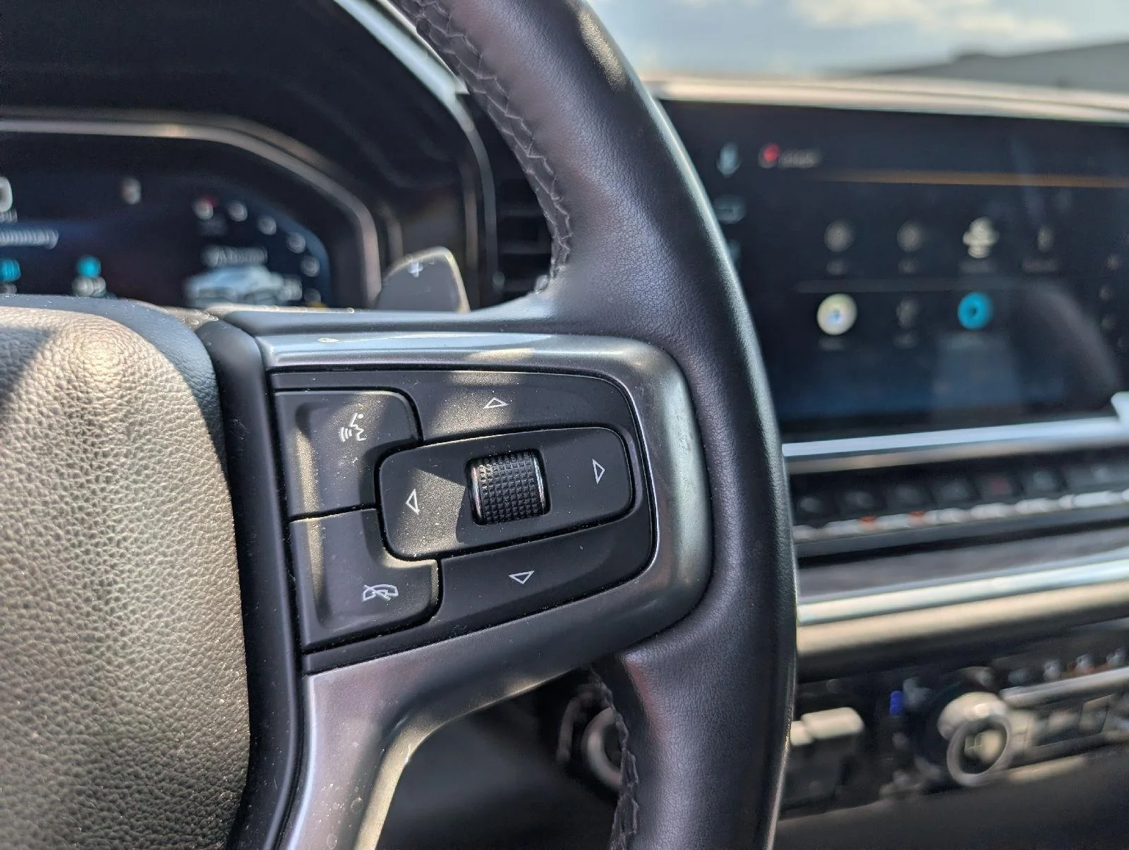Used 2023 Sterling Gray Metallic Chevrolet LTZ image 19