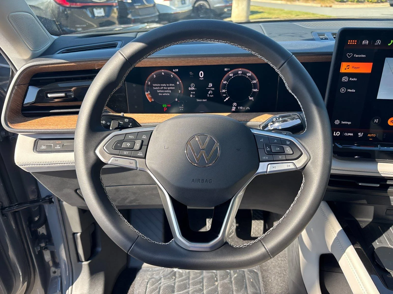 New 2027 Pure Gray Volkswagen SE w/Technology image 17