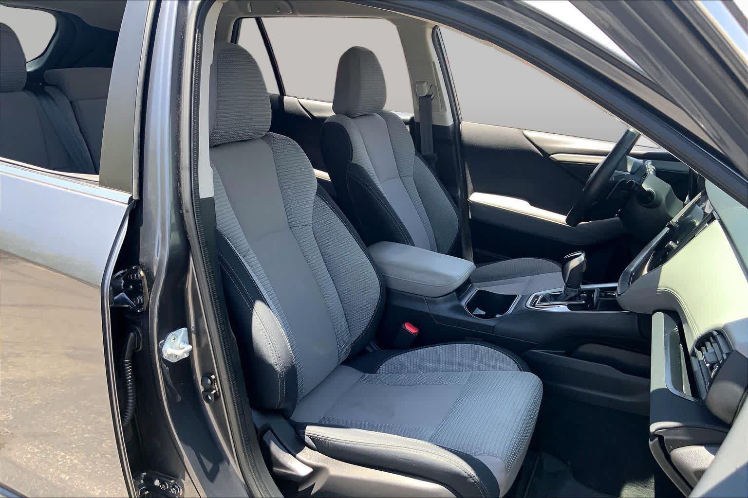 Used 2025 Magnetite Gray Metallic Subaru Premium image 9