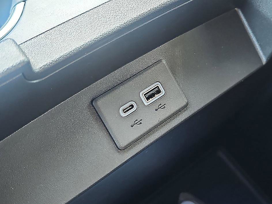 Used 2022 Satin Steel Metallic Chevrolet RST image 23