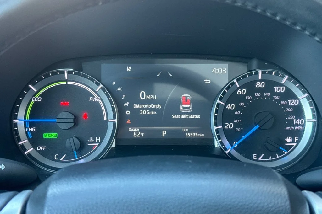 Used 2023 Wind Chill Pearl Toyota Bronze Edition image 30