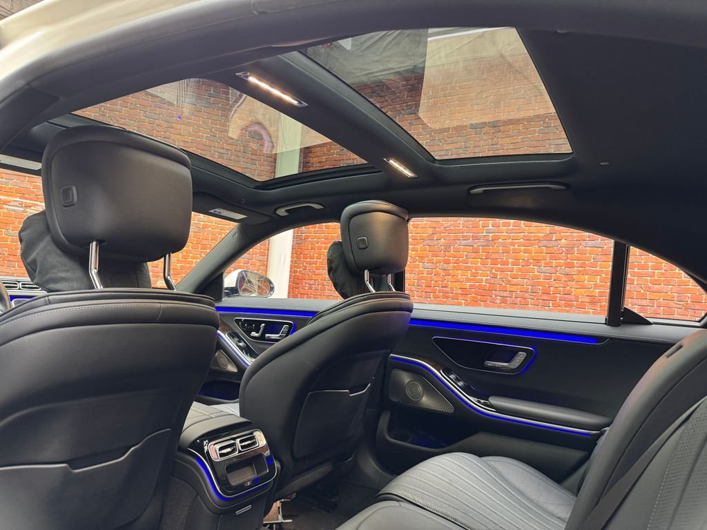 Certified Used 2022  Mercedes-Benz S 500 image 3