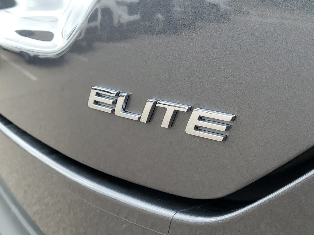 Certified Used 2025 Modern Steel Metallic Honda AWD Elite image 6