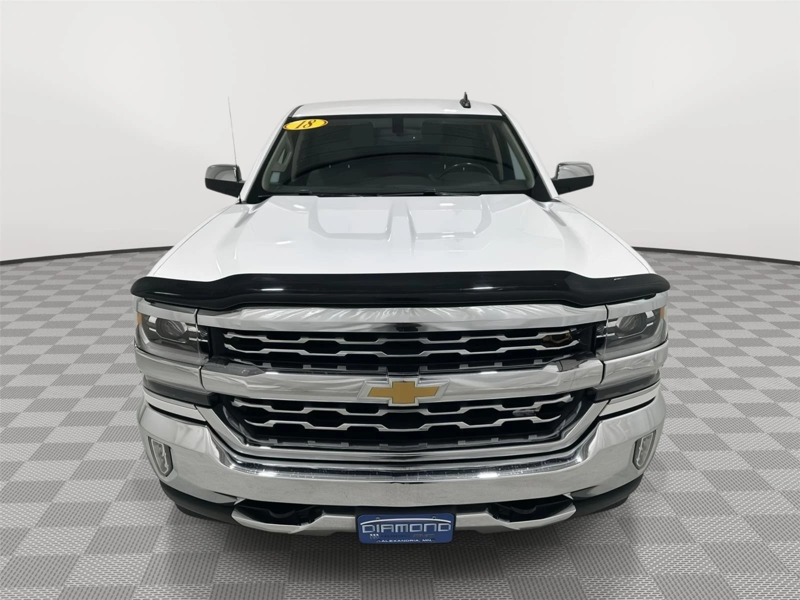 Used 2018 SUMMIT WHITE Chevrolet LTZ image 8