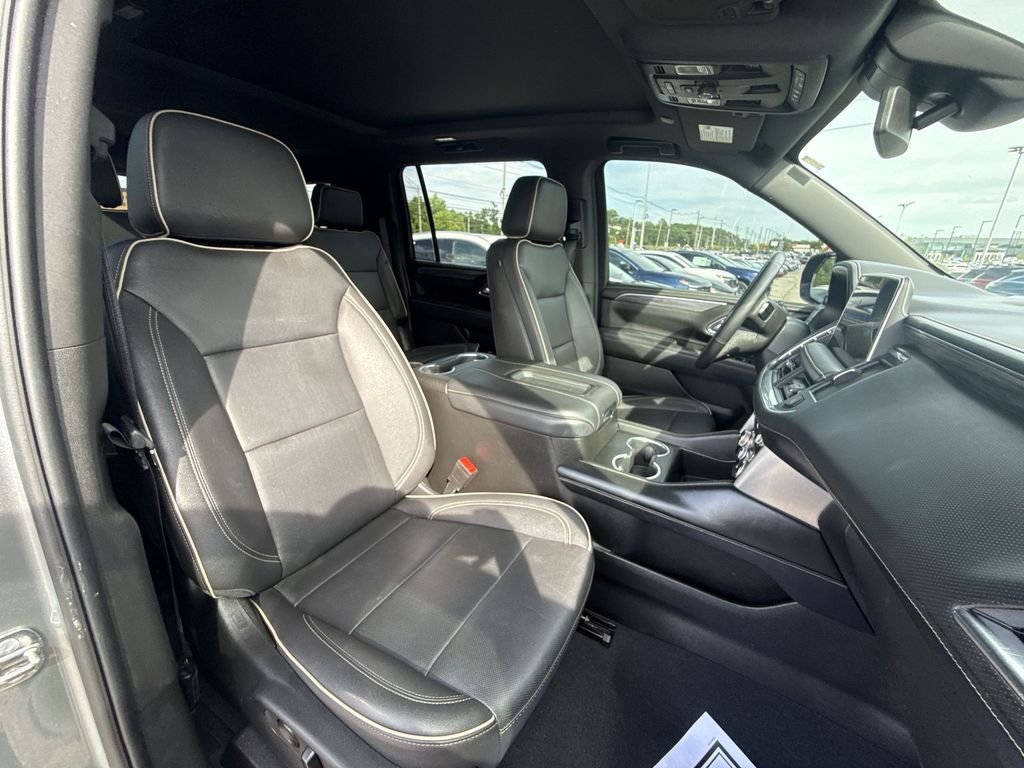 Certified Used 2023 Silver GMC SLT image 25