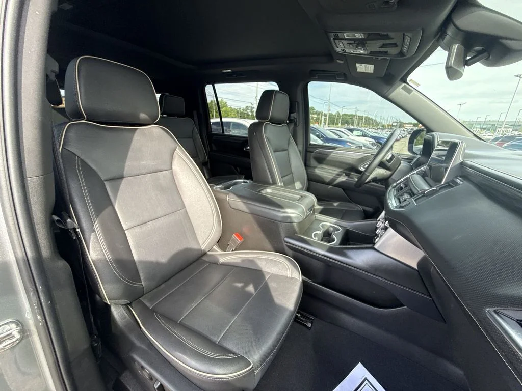 Certified Used 2023 Silver GMC SLT image 25
