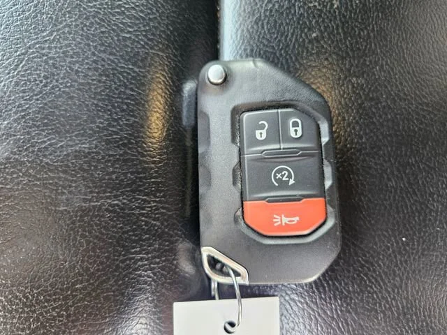 Used 2020 Gray Jeep Rubicon image 29