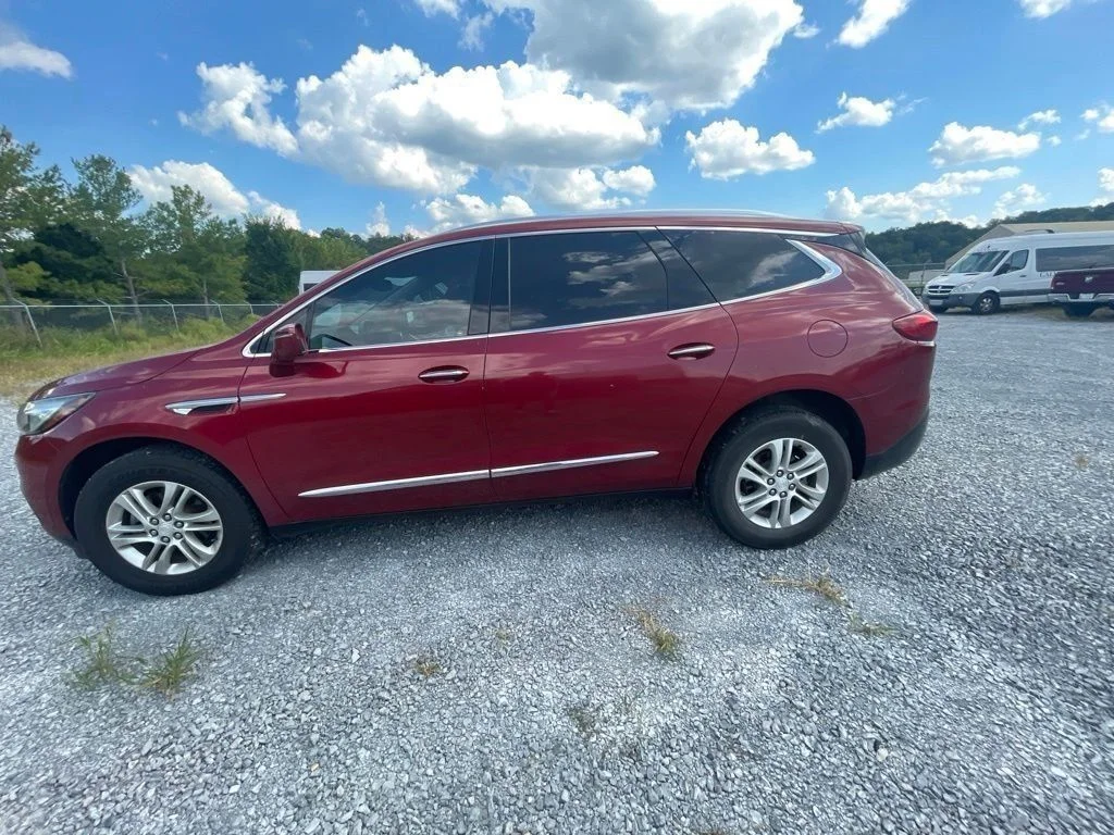 Used 2019 Red Buick Essence image 20