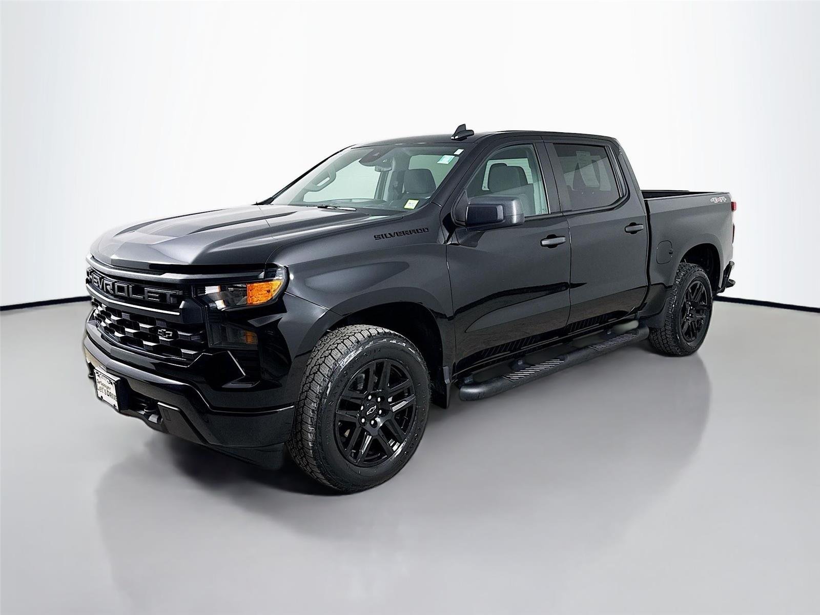 Used 2023 Black Chevrolet Custom image 5