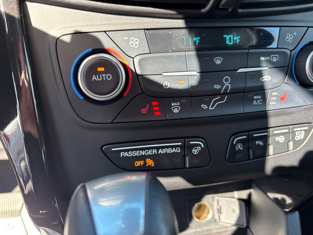 Used 2018 Red Ford Titanium image 30