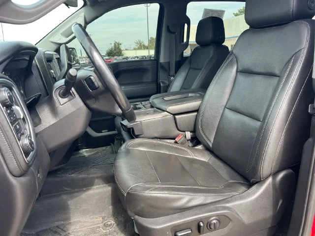Used 2019 Red Chevrolet LT image 27