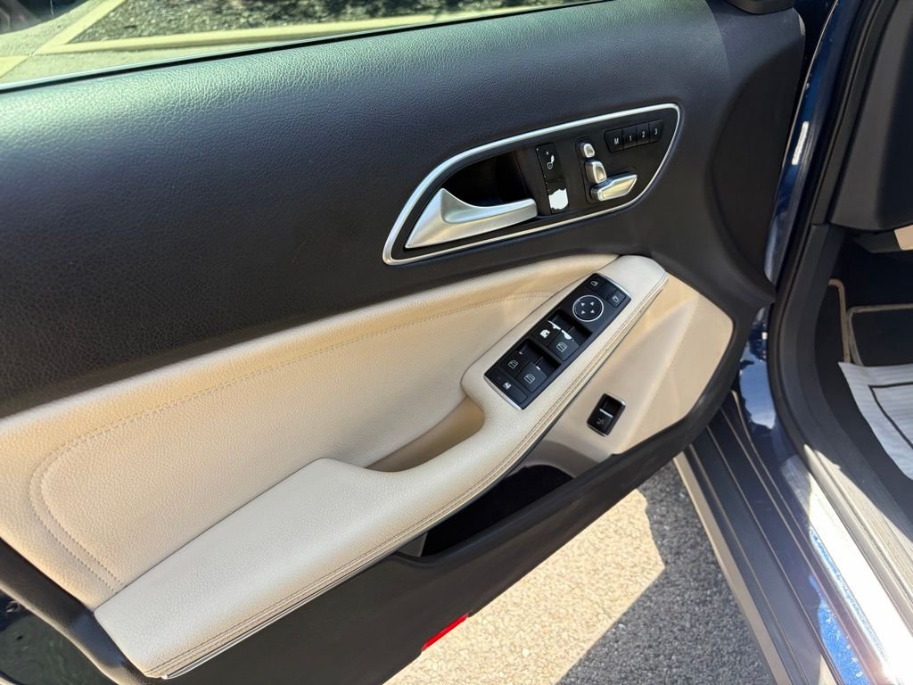Used 2018 Lunar Blue Metallic Mercedes-Benz GLA 250 image 6