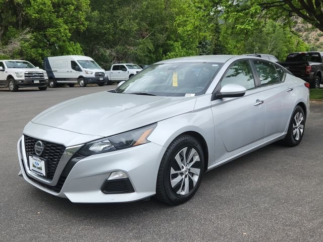 Used 2022 Silver Nissan 2.5 S image 5