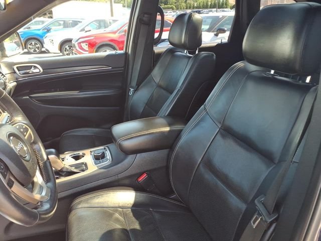 Used 2017 Blue Jeep Limited image 9