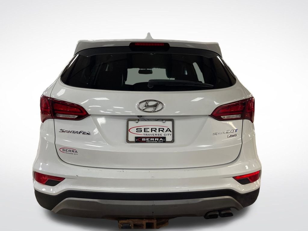 Used 2018 White Hyundai 2.0T image 4