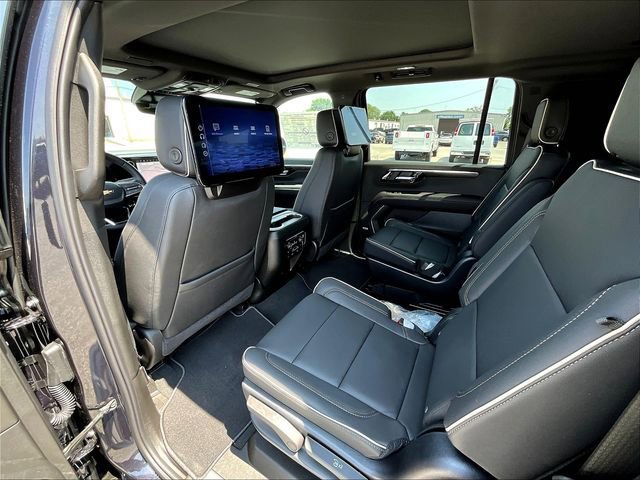 2025 Chevrolet Suburban Premier - Photo 13