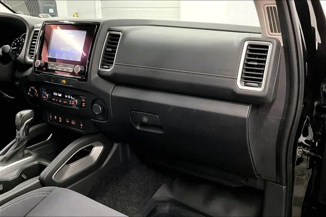Used 2022 Super Black Nissan SV image 19