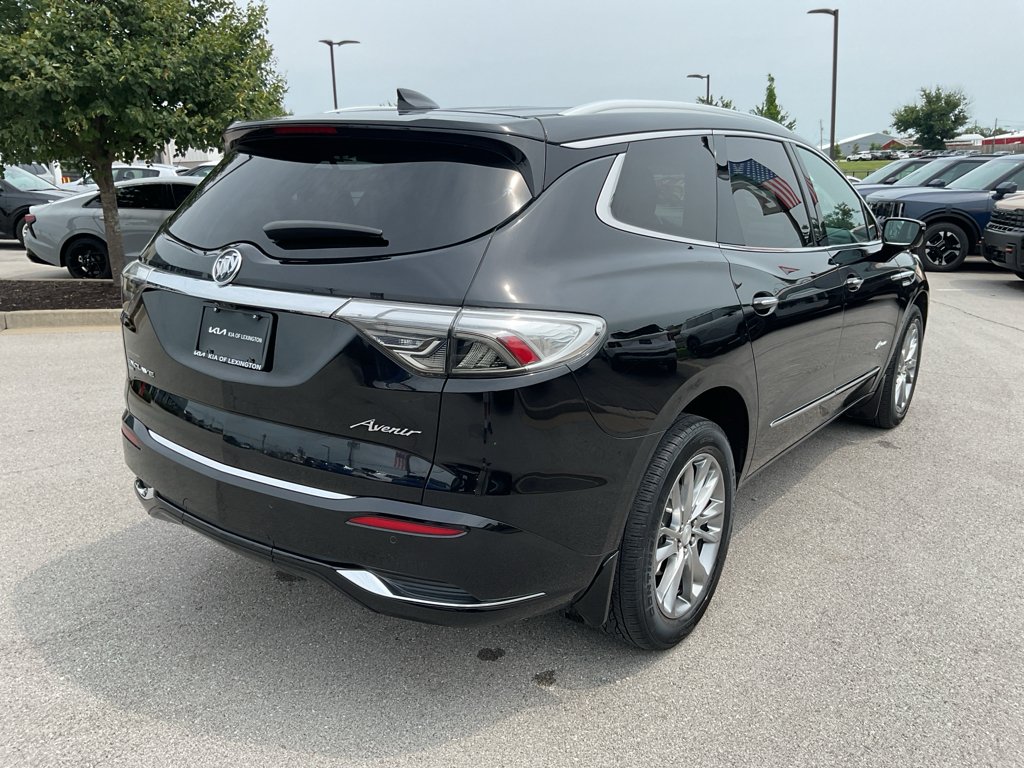 Used 2022 Ebony Twilight Metallic Buick Avenir image 10