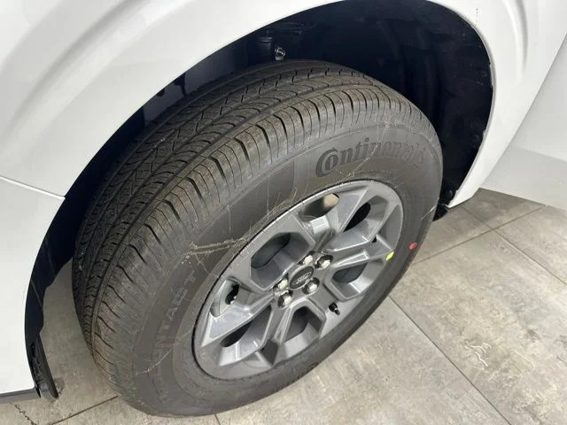 New 2026 Oxford White Ford XLT image 40