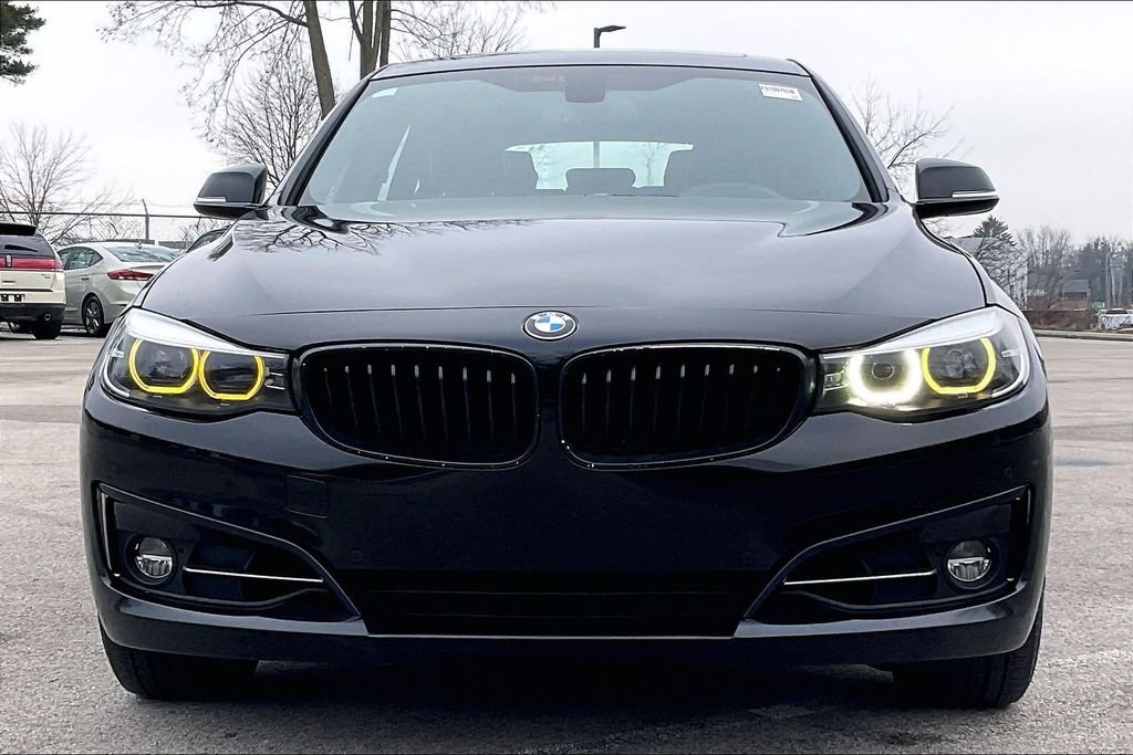 Used 2018 BMW 3 Series 330i with VIN WBA8Z9C50JB220147 for sale in Palatine, IL