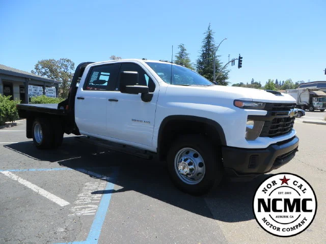 Used 2025 White Chevrolet Work Truck image 7